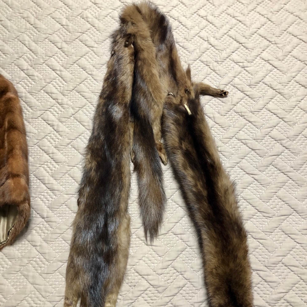 Mink fur stole bodies